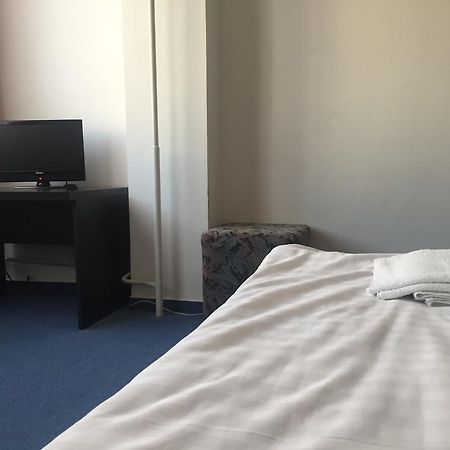 צ'סקה בודיוביצה Hotel U Tri Lvu מראה חיצוני תמונה