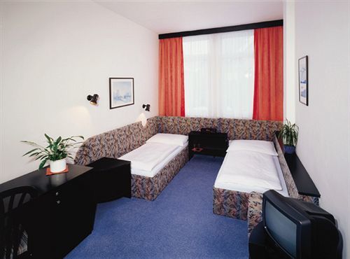 צ'סקה בודיוביצה Hotel U Tri Lvu מראה חיצוני תמונה